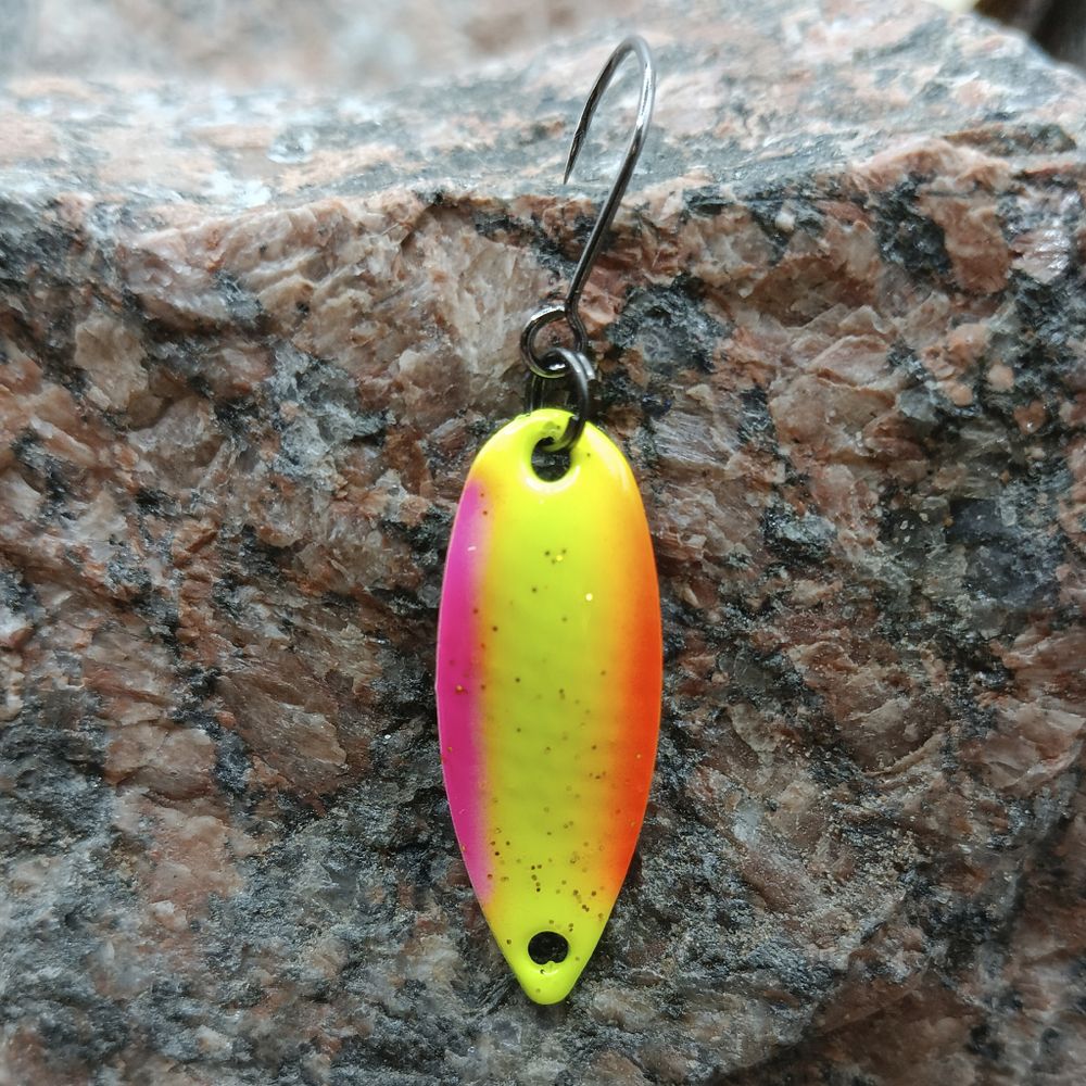 Блесна Sima 2.3 гр Col.13