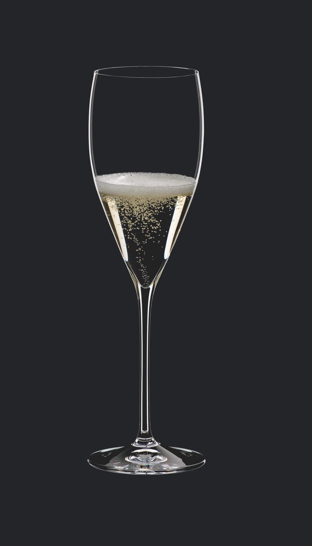 Набор бокалов для шампанского 2 шт 343 мл Riedel Vinum XL Vintage Champagne Glass Австрия на черном фоне