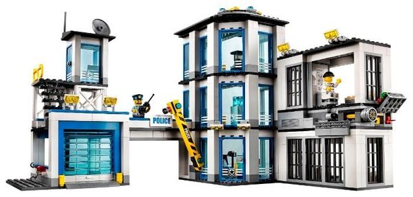 Конструктор LEGO City 60141 Полицейский участок