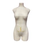 Манекен портновский Моника фигура Треугольник, торс, вид спереди, размер 44, бежевый.