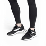 Кроссовки Adidas Rapida Run