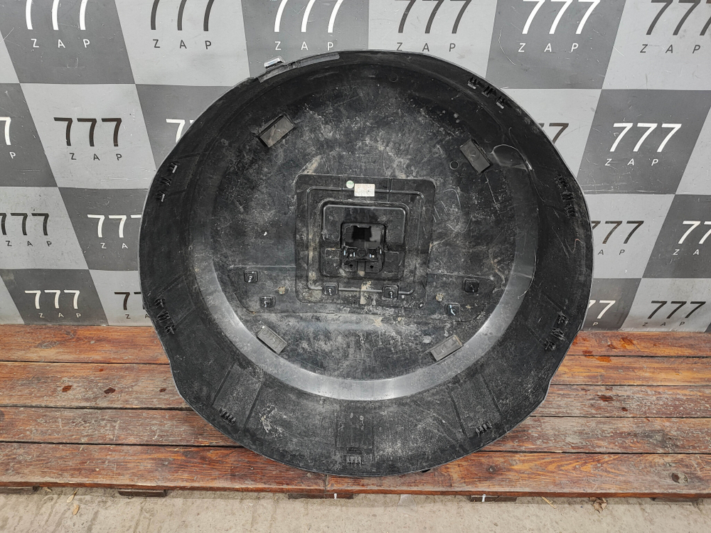Кожух запасного колеса Tank 500 21-нв Б/У Оригинал 3102500XKV3BB