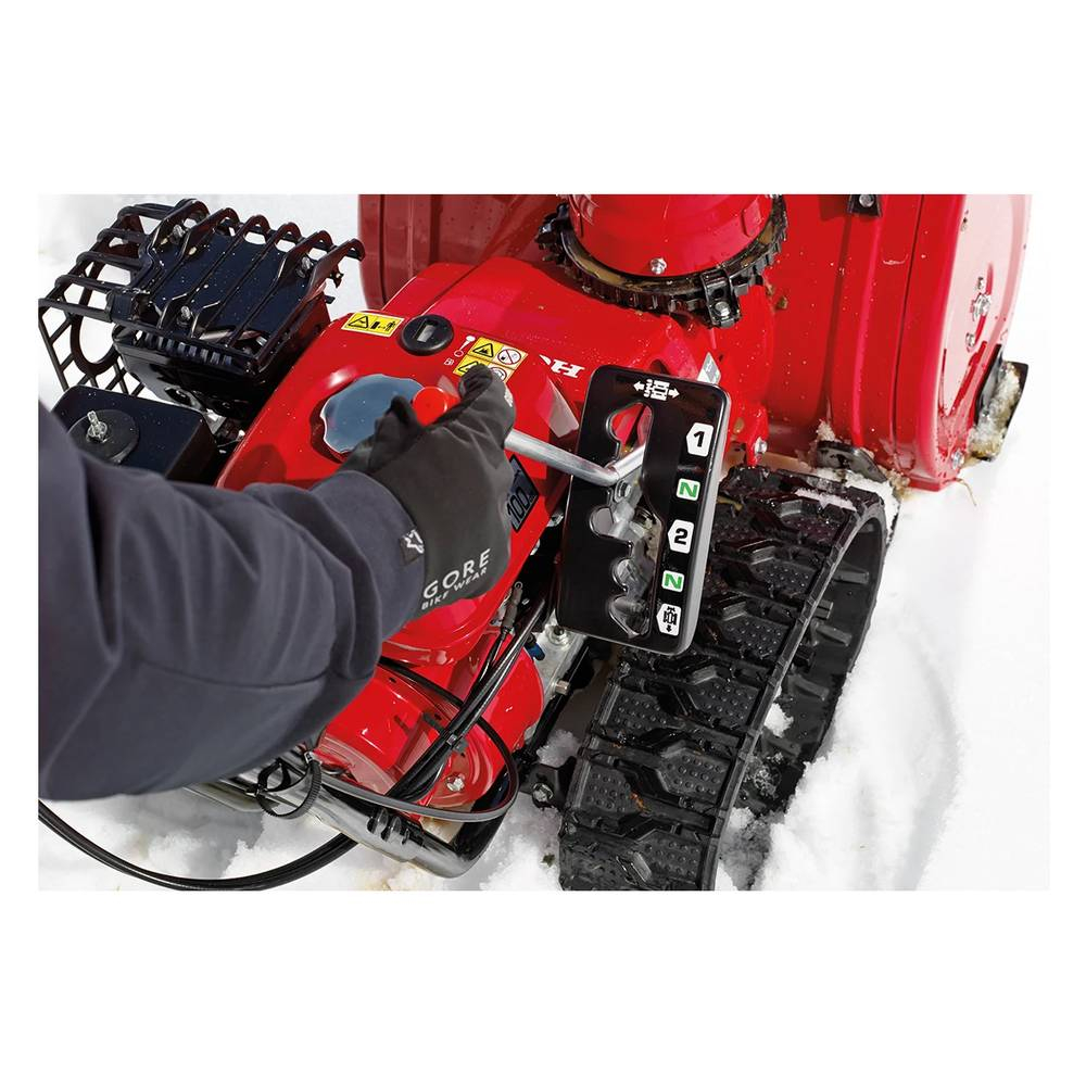 Бензиновый снегоуборщик Honda HSS 655 ETD