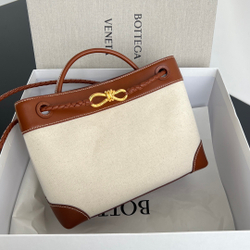 Bottega Veneta Medium Andiamo 32 cm