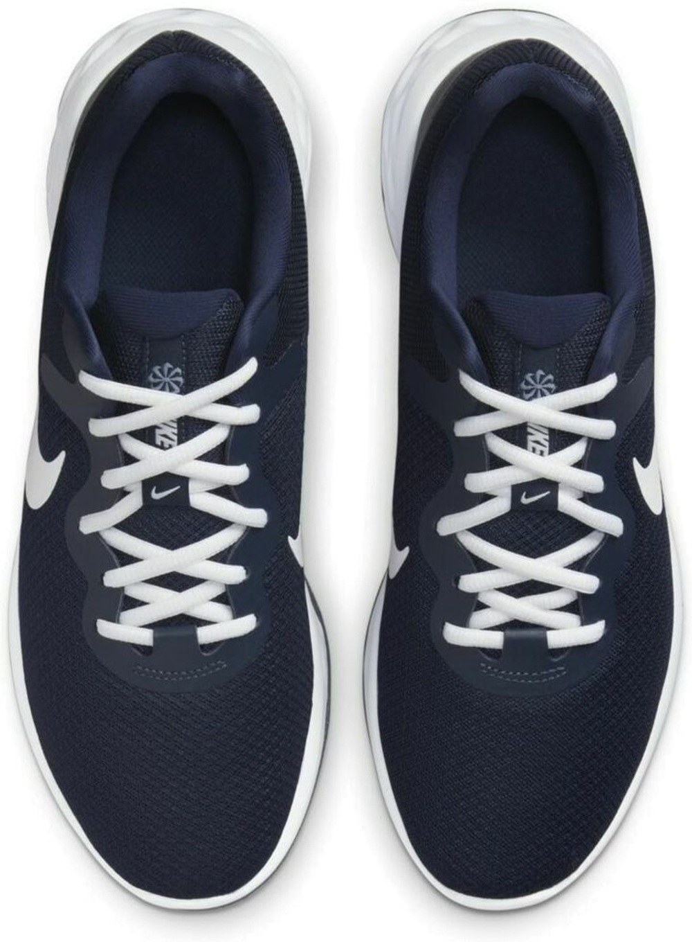 Кроссовки Nike Revolution 6