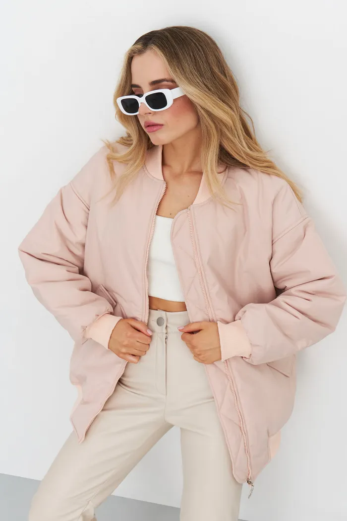 Куртка бомбер пудрово-бежевого цвета