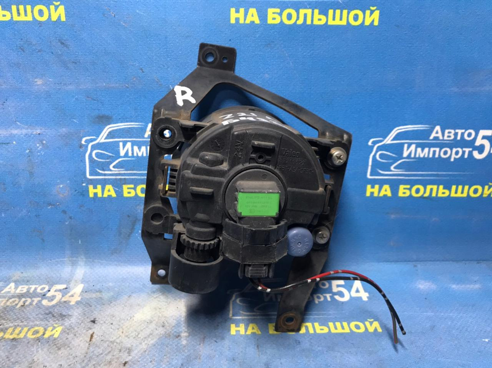 Туманка правая MITSUBISHI COLT 2004-2012