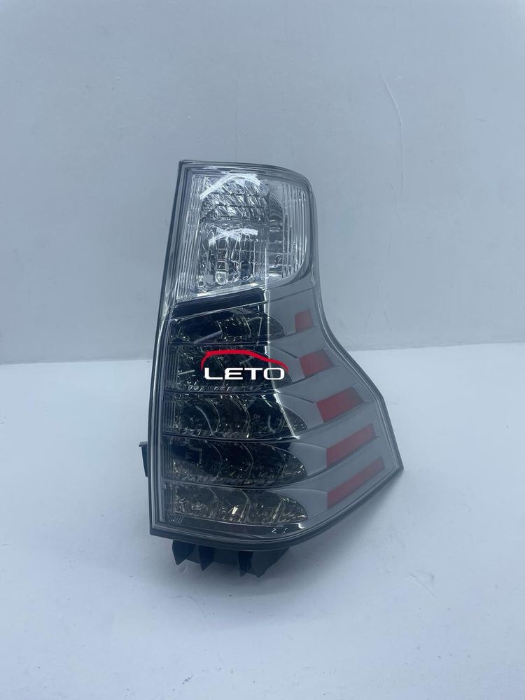 Фонарь крыла правый 81551-60B41 8155160B41