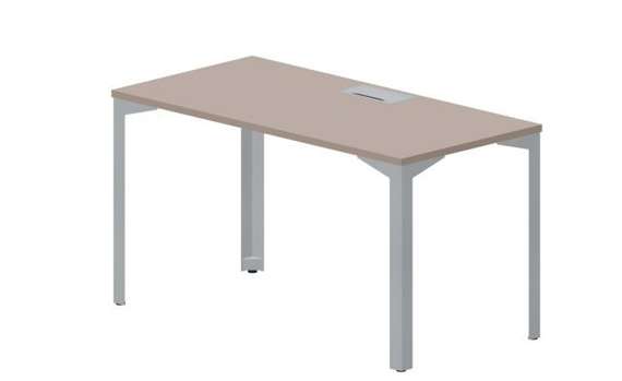 Стол 138х68х75см (металлический аутлет)