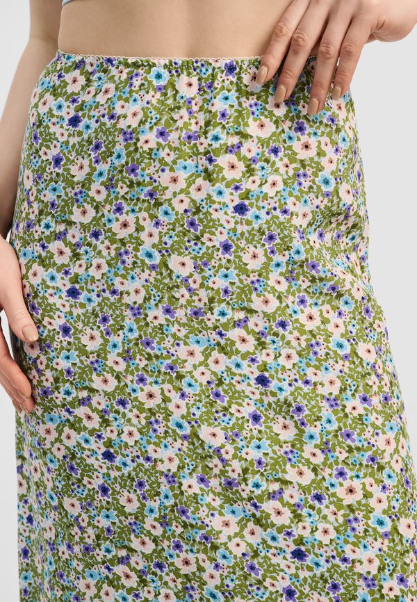 ЮБКА БЕСПРИДАННИЦА