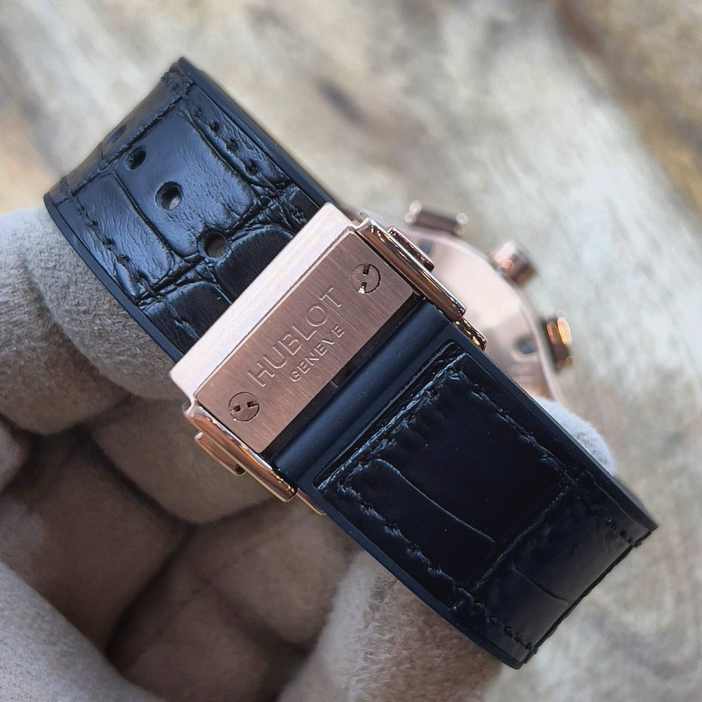 Часы Hublot