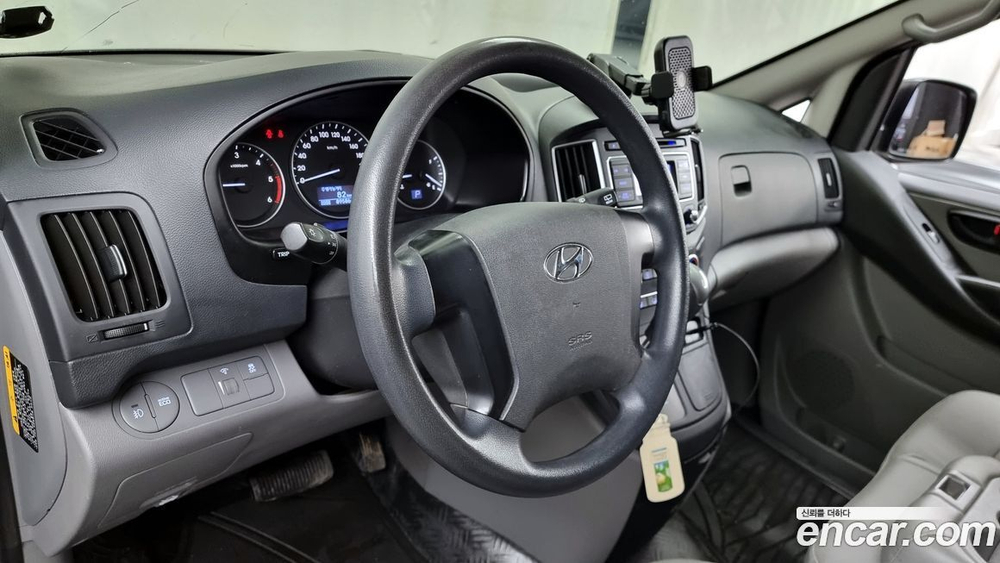 Hyundai The New Grand Starex Van 3-х местный (03.2021)