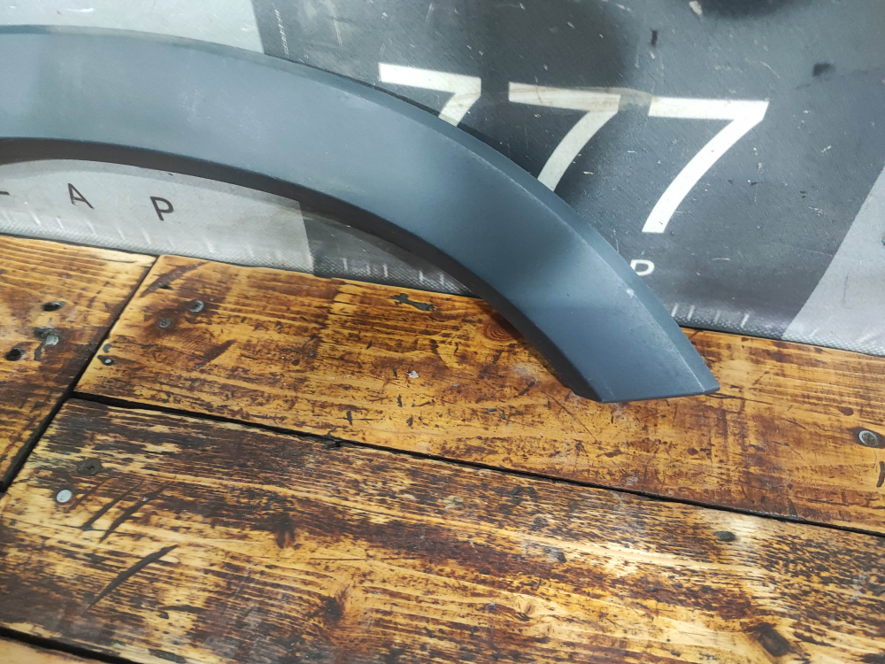 Накладка двери задней левой Lexus RX 4 15-нв Б/У Оригинал 7507848010