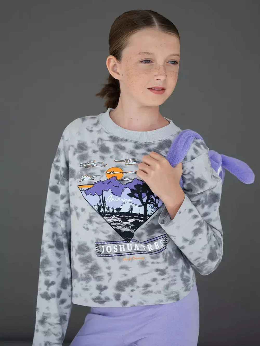 Лонгслив для девочки серый, варенка