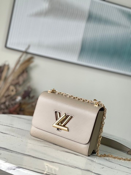 Louis Vuitton Twist MM