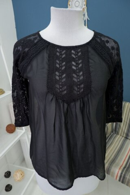 Блузка Review с кружевом 42 размер