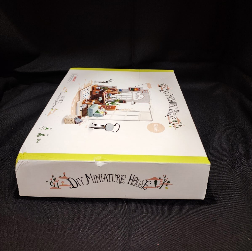 Румбокс "Кабинет SOHO Time" Интерьерный конструктор (Rolife) (уценён)