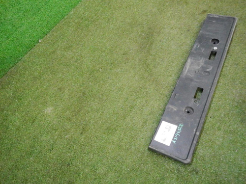 Площадка гос.номера Toyota Land Cruiser Prado 150 (2017-н.в.)