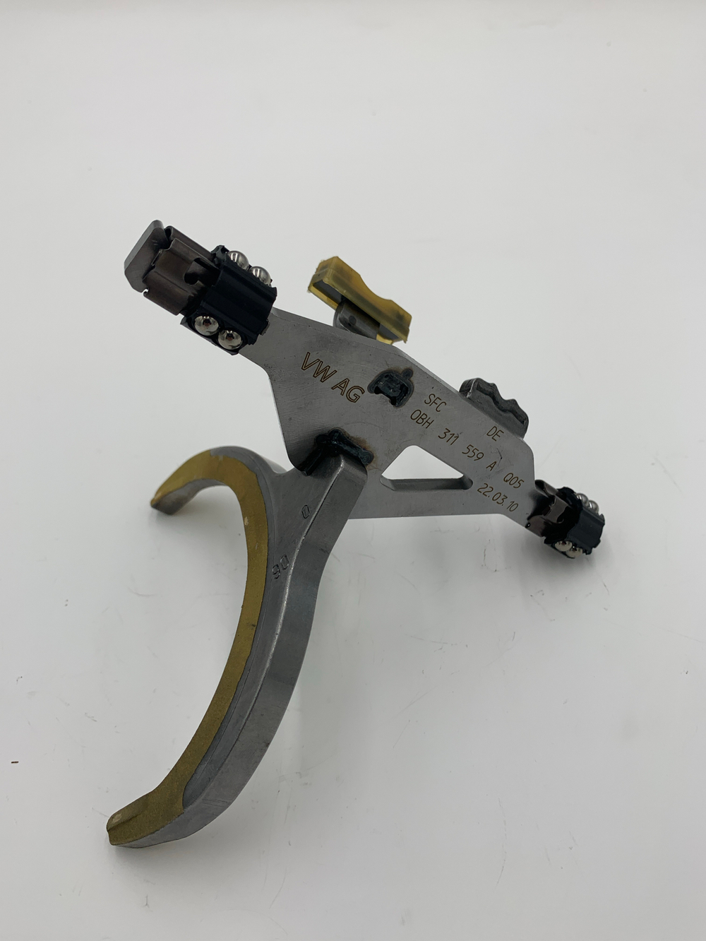 Вилка переключения передач №1 DQ500 0BT 0BH DSG 7 с мокрым сцеплением 0BH311559A 0BH 311 559 A