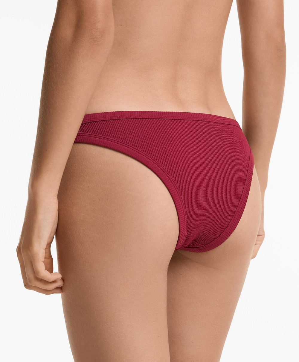 OYSHO Трусики бикини средней степени покрытия с U-образным вырезом в рубчик, малиновый