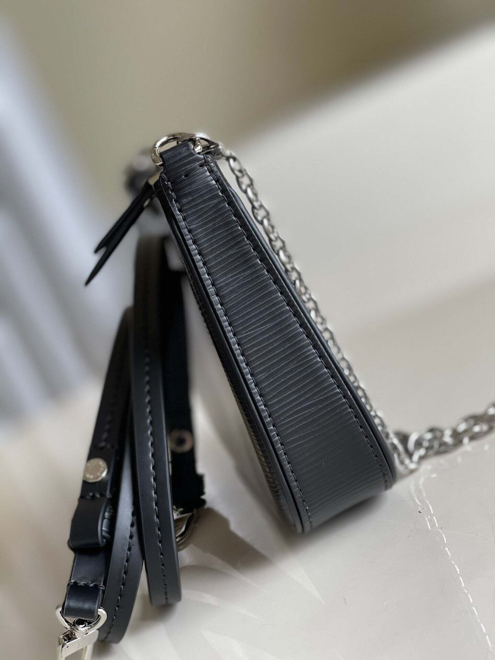 Louis Vuitton Easy Pouch