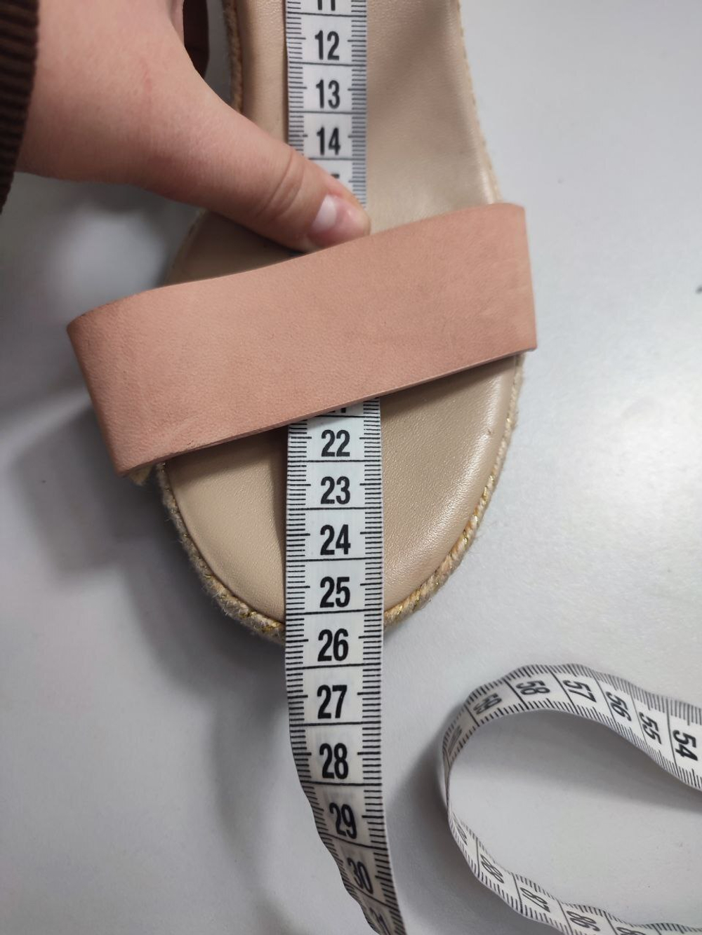 Босоножки Graceland модные на танкетке 39 размер