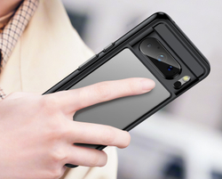 Чехол защитный c мягкими рамками черного цвета для смартфона Google Pixel 8 Pro