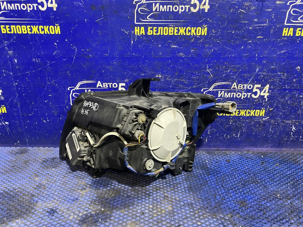 Фара передняя правая NISSAN STAGEA 2004-2007