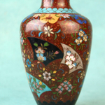 Парные вазы с хризантемами