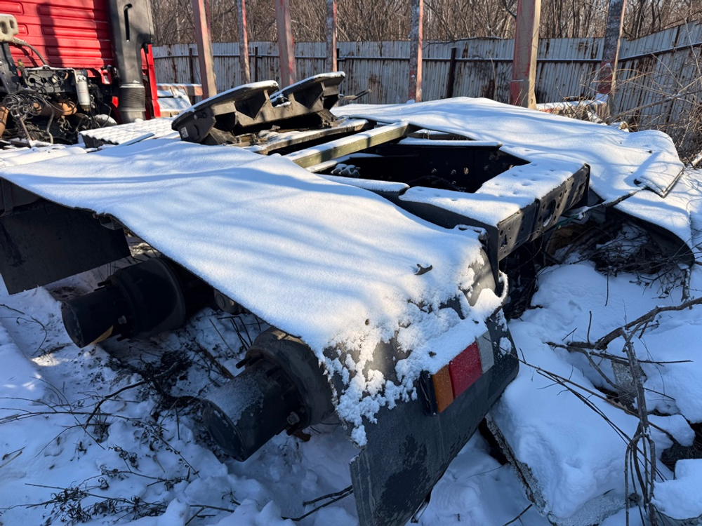 Shacman (Shaanxi) SX* 6x6 Седельный тягач SX42586V385 (Дизельный, 11,6 л, 423 л.с., МТ)