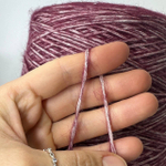 COCKER - Pecci Filati; 22% альпака superfine, 14% меринос 64% хлопок organic; 200м/100гр. col. 380, цвет: бордовый пух на белом шнурке; S711; MP