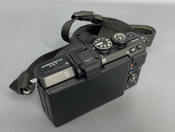 Olympus PEN Lite E-PL7 7900 кадров