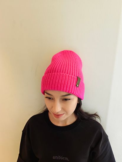 Шапка LuNa Фуксия.неон hand made 100% меринос