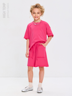 Костюм оверсайз с футболкой и шортами