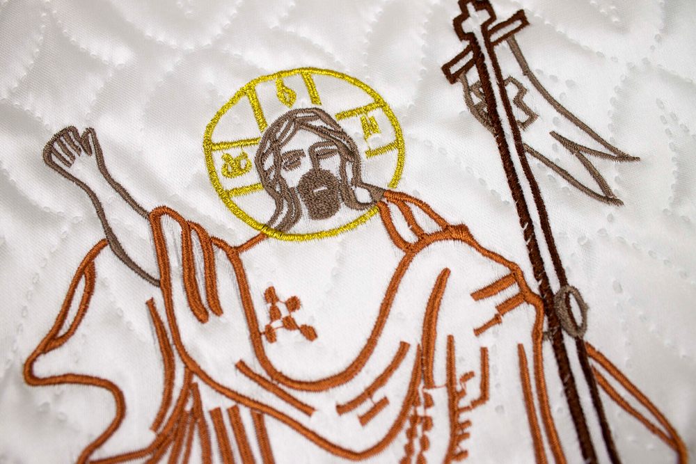 Комплект ритуальный с вышивкой "Иисус" атлас-стеганка