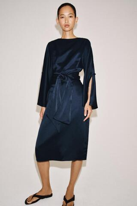 ZARA ПЛАТЬЕ МИДИ ИЗ СМЕСОВОГО ЛЬНА С ПОЯСОМ — ZW COLLECTION, СИНИЙ