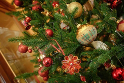 Искусственная новогодняя елка Царь Елка Фаворит, литая, 220 см