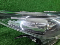 Битая Фара правая Toyota Fortuner II (2015-2020) LED