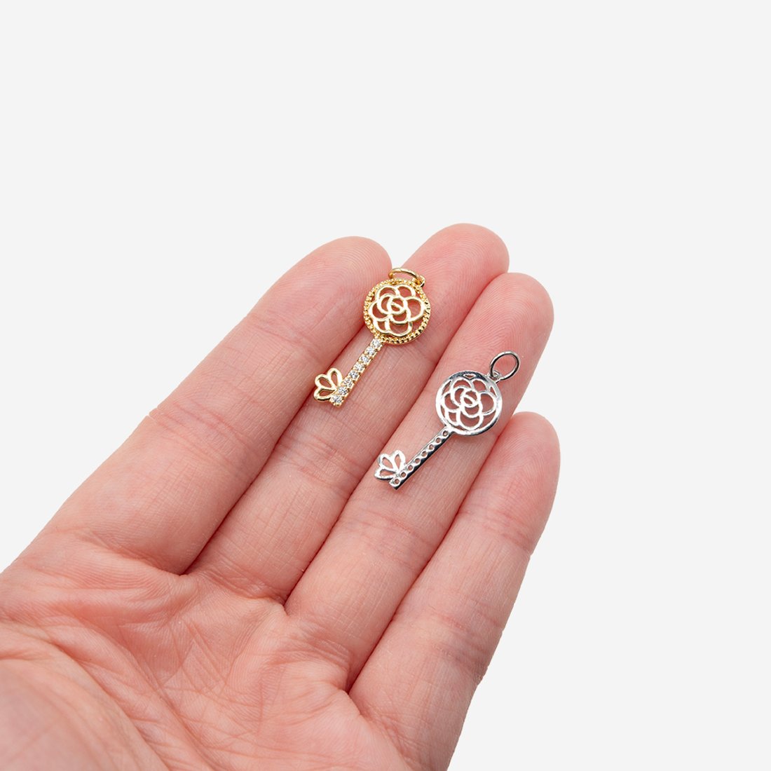 Подвеска "Ключ", 24*10мм, фианиты, родирование