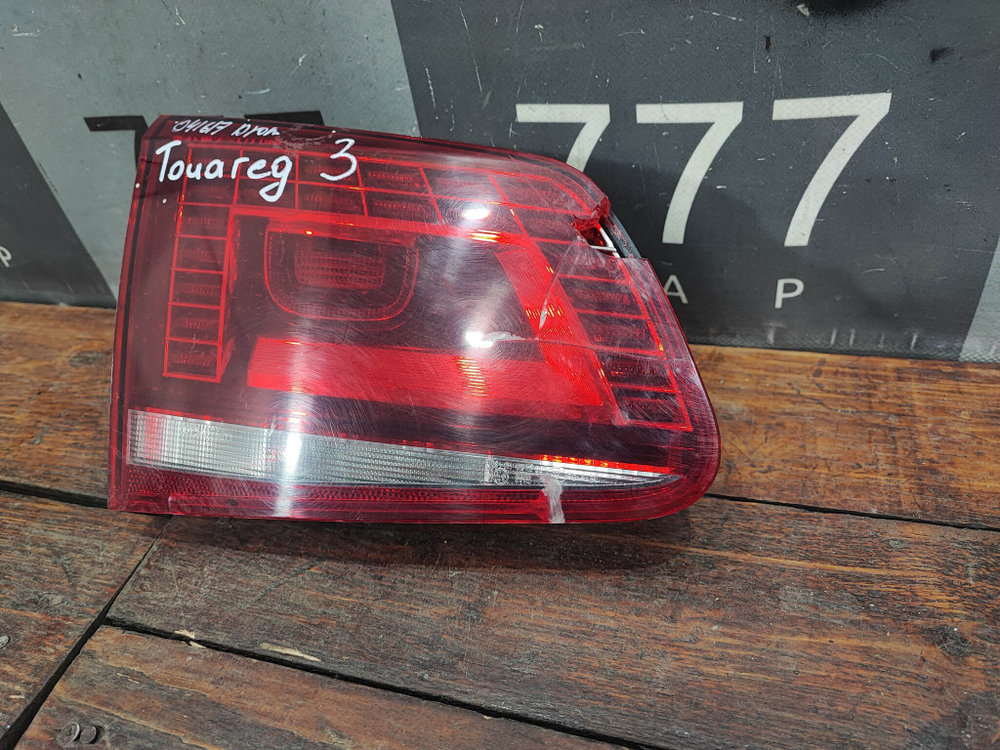 Фонарь задний левый Volkswagen Touareg 2 10-18 Б/У Оригинал 7P6945307A