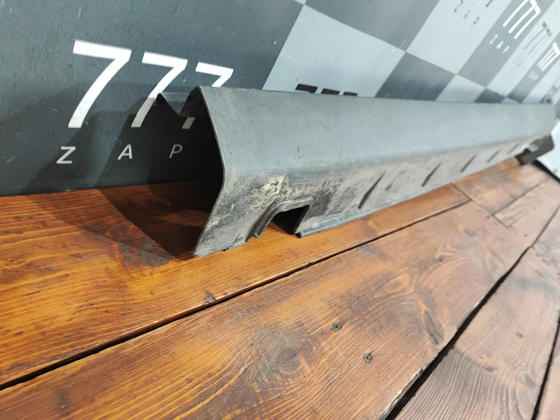 Накладка порога левого Kia Sorento 2 (XM) 09-20 Б/У Оригинал 877512p000