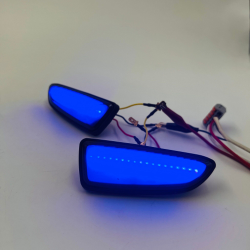 Повторители поворота на крыло диодные с синим габаритом для ВАЗ (Лада) 2шт
