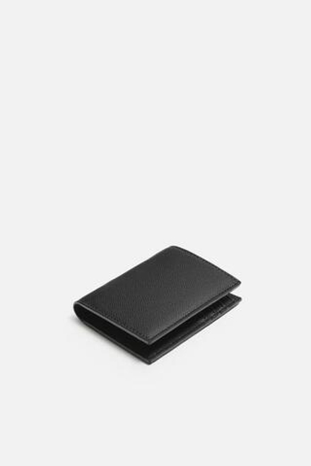 ZARA КОШЕЛЕК ДЛЯ КАРТОЧЕК С РЕЛЬЕФНЫМ УЗОРОМ В ВЕРТИКАЛЬНУЮ ПОЛОСКУ, ЧЕРНЫЙ