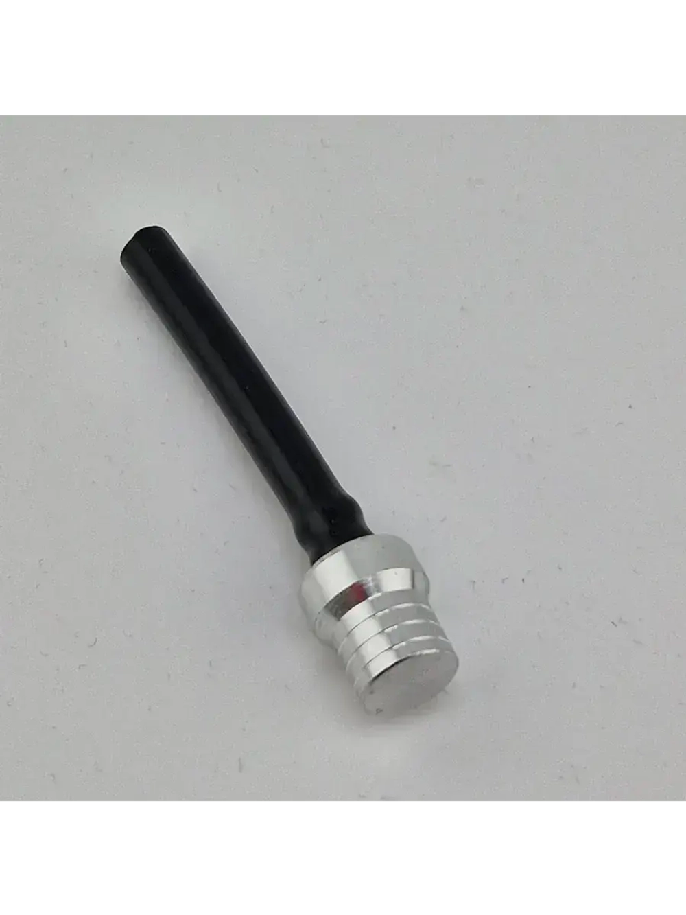 Клапан крышки бензобака