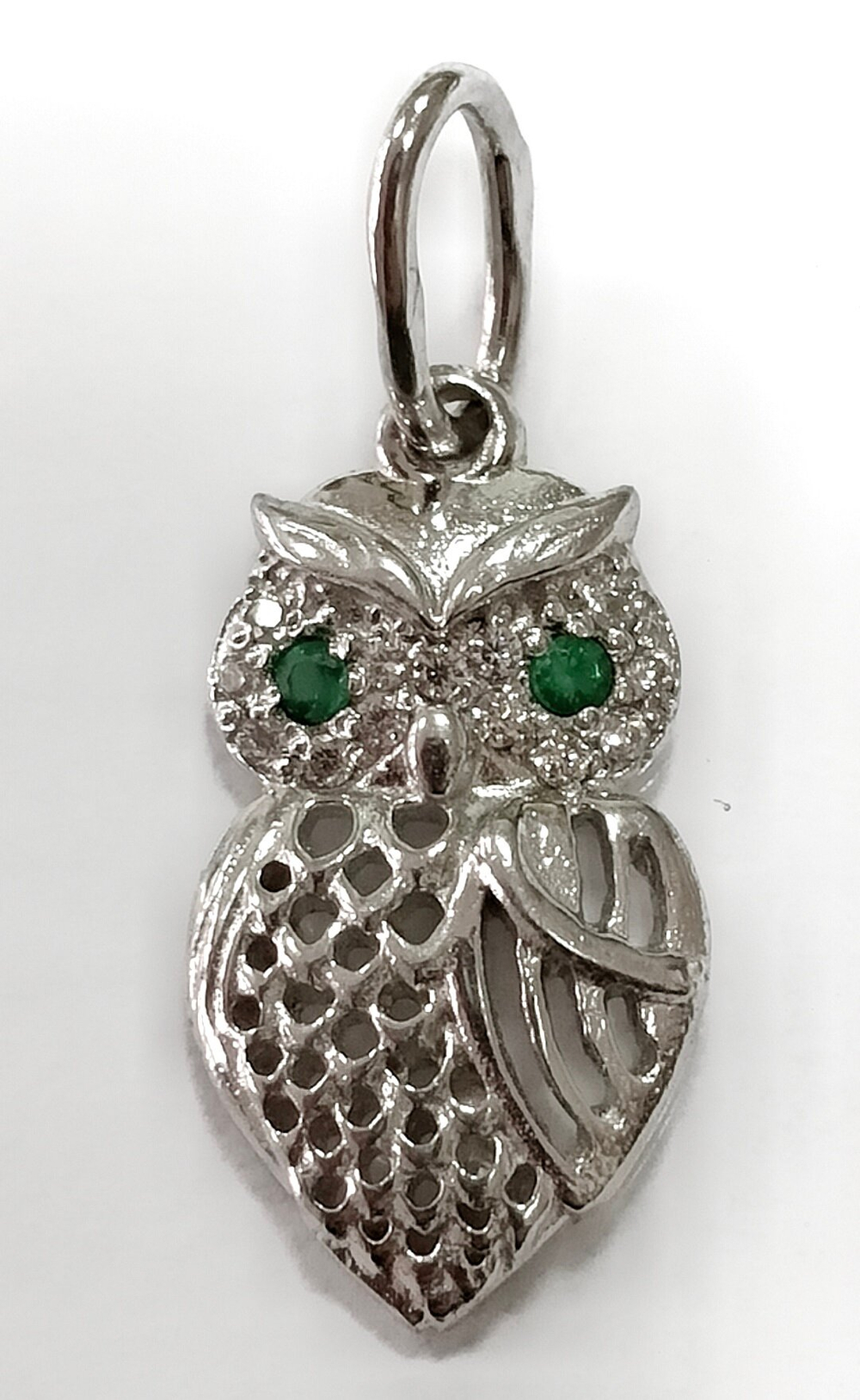 "Серебряная подвеска Сова" - уникальный ювелирный шедевр от бренда