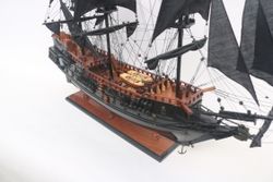 Van Der Heijden Модель парусника "Черная Жемчужина"