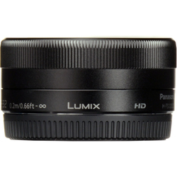 Panasonic 12-32mm f/3.5-5.6 ASPH