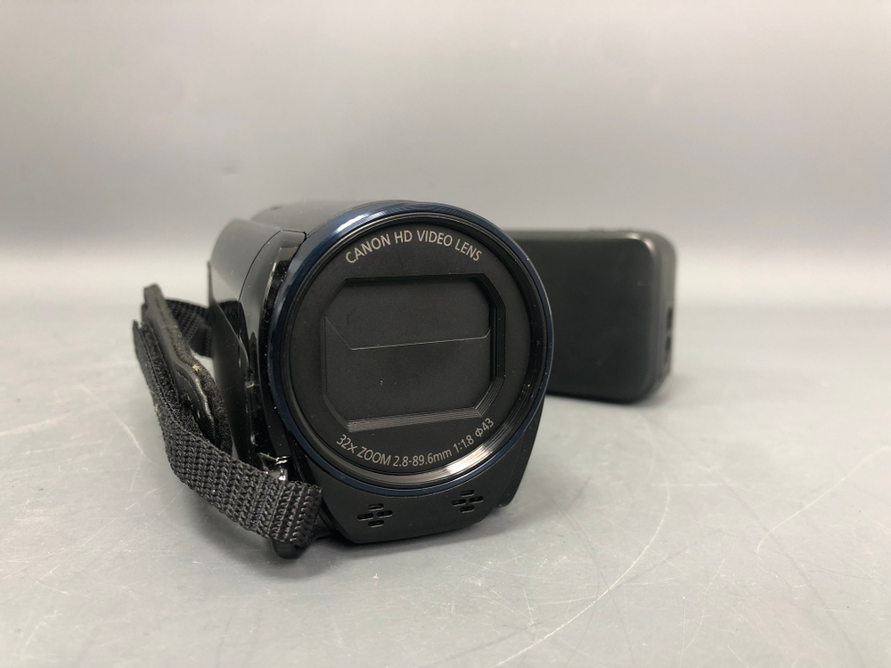 Canon Legria HF R606