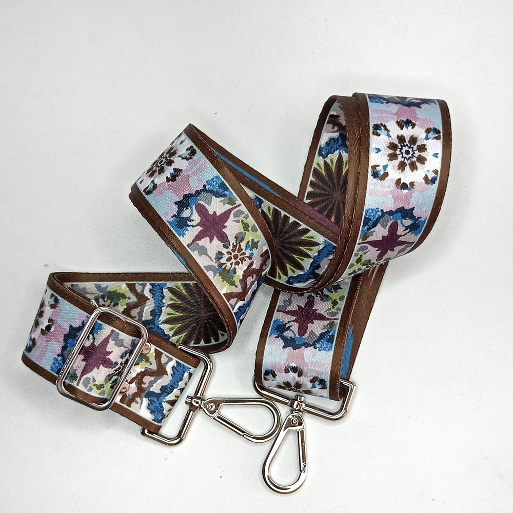 Гитарный ремень Цветы сатин