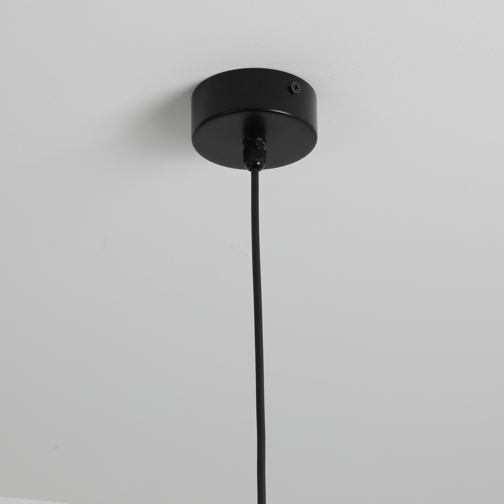 Уличный подвесной светодиодный светильник Favourite Pixar 4702-1P